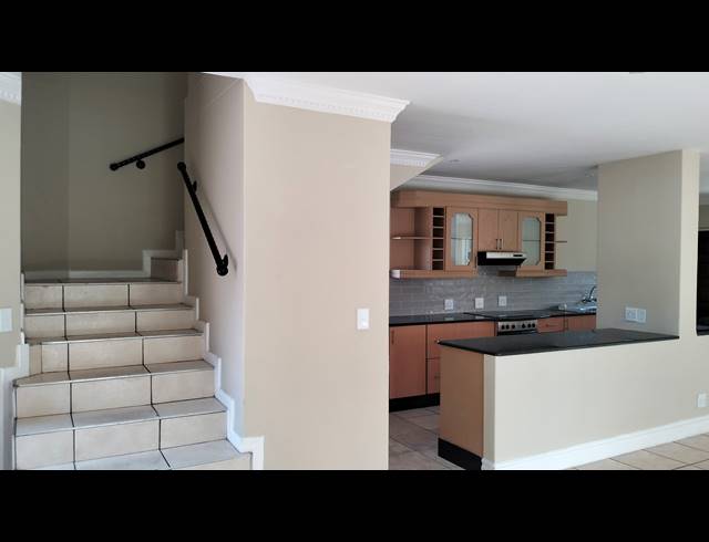 4 BEDROOM DUPLEX FOR SALE IN EQUESTRIA